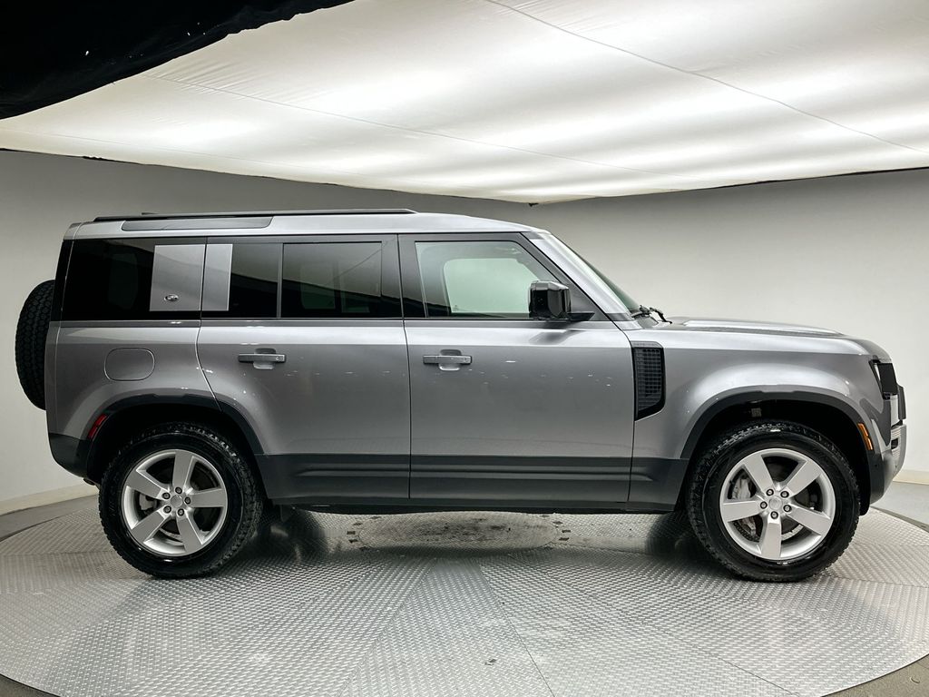 Thumbnail: 2024 Land Rover Defender - 14