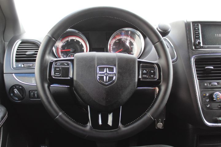 Used Car 2017 Dodge Grand Caravan  Se For Sale Under $12,000 In Georgetown, Texas