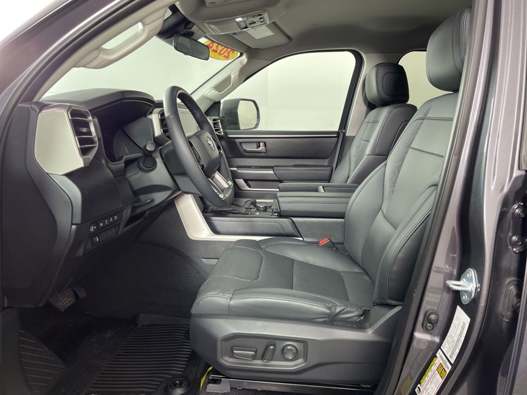 Thumbnail: 2024 Toyota Tundra - 23