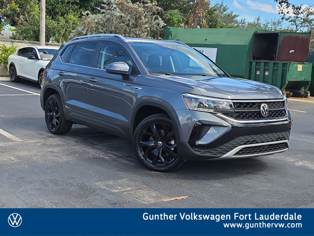 2024 Volkswagen Taos SE FWD