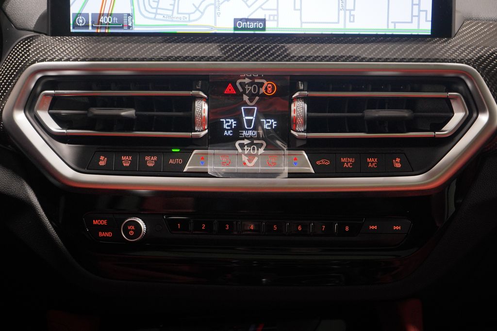 Thumbnail: 2025 BMW X4 - 13