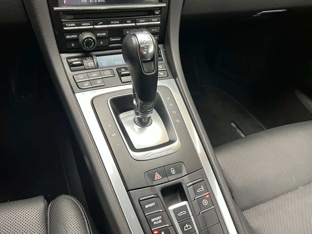 Thumbnail: 2013 Porsche 911 - 11