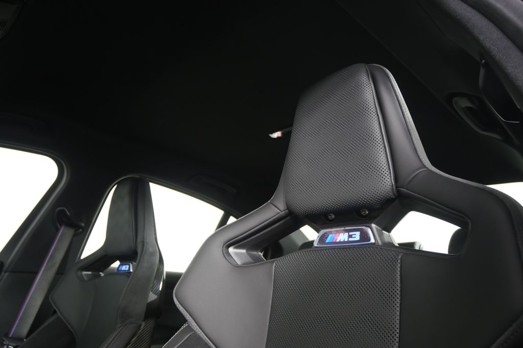 Thumbnail: 2027 BMW M3 - 17