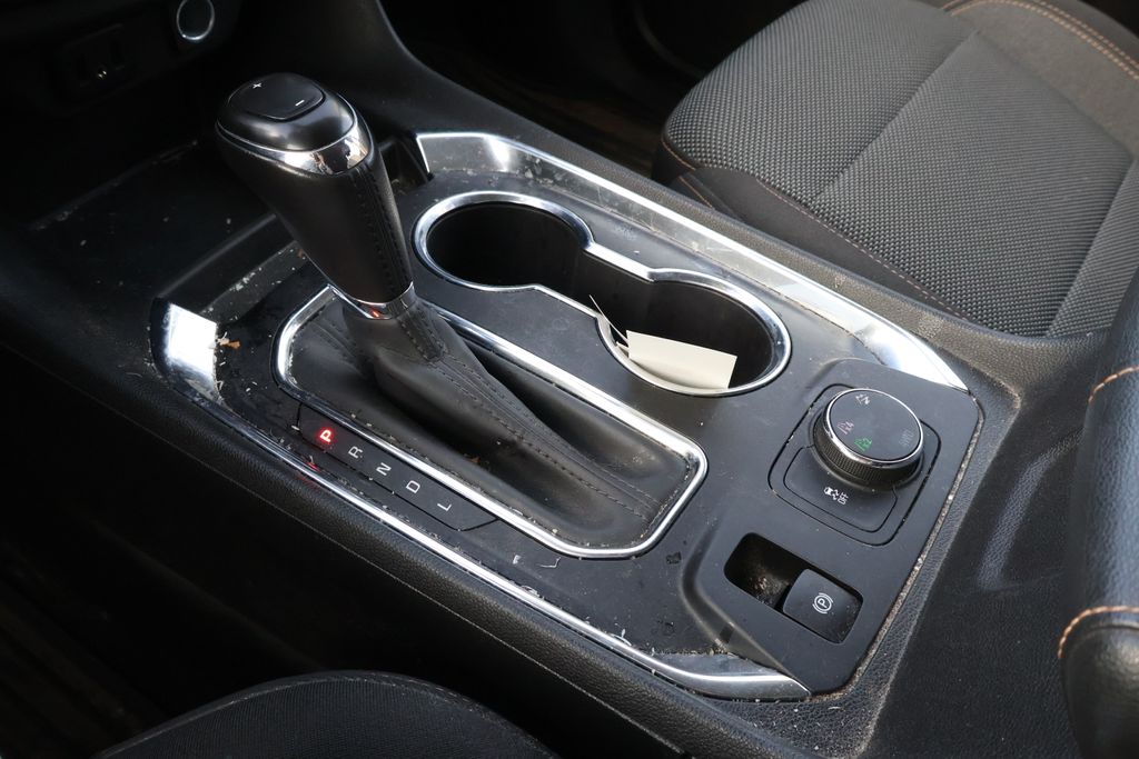 Thumbnail: 2018 Chevrolet Traverse - 26