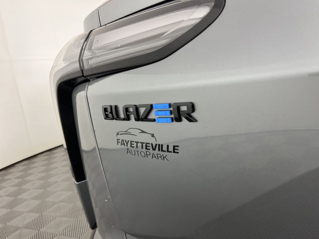 2025 Chevrolet Blazer EV SS 3