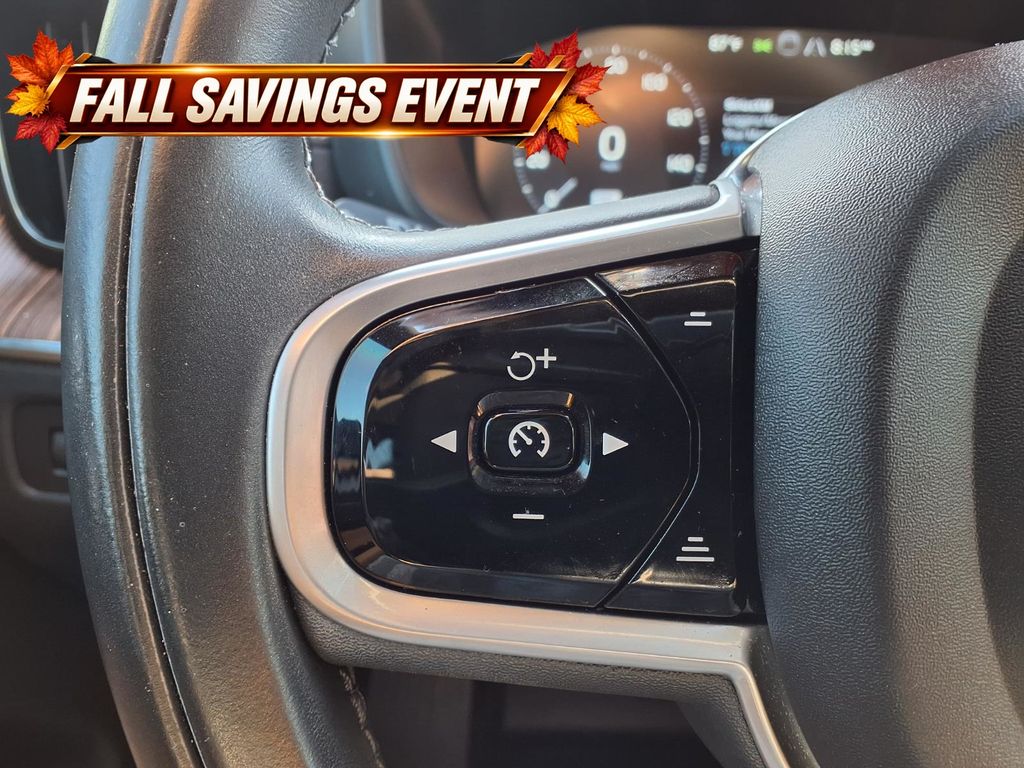 2021 Volvo XC60 T5 Inscription White at DeMontrond Auto Country