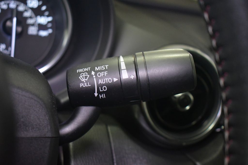 Thumbnail: 2016 Mazda MX-5 Miata - 19