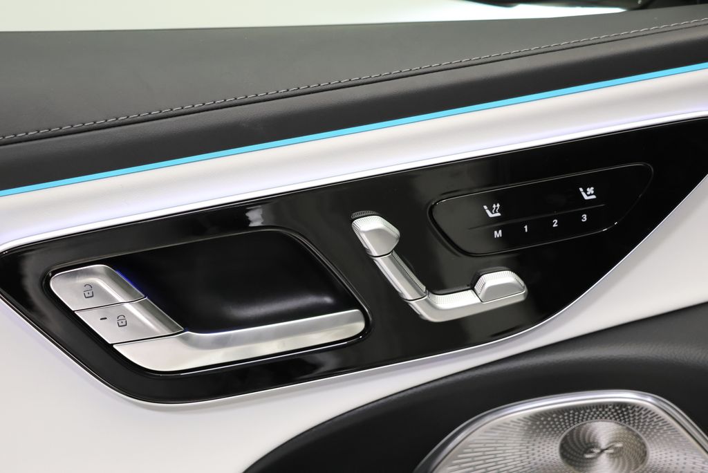 Thumbnail: 2026 Mercedes-Benz E-Class - 32