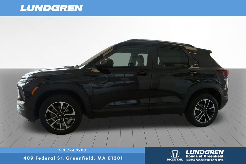 Used 2025 Chevrolet TrailBlazer SUV