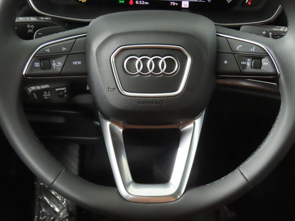 Thumbnail: 2025 Audi Q3 - 15