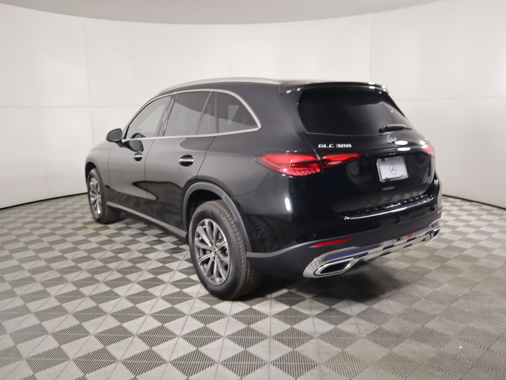 Thumbnail: 2026 Mercedes-Benz GLC - 7