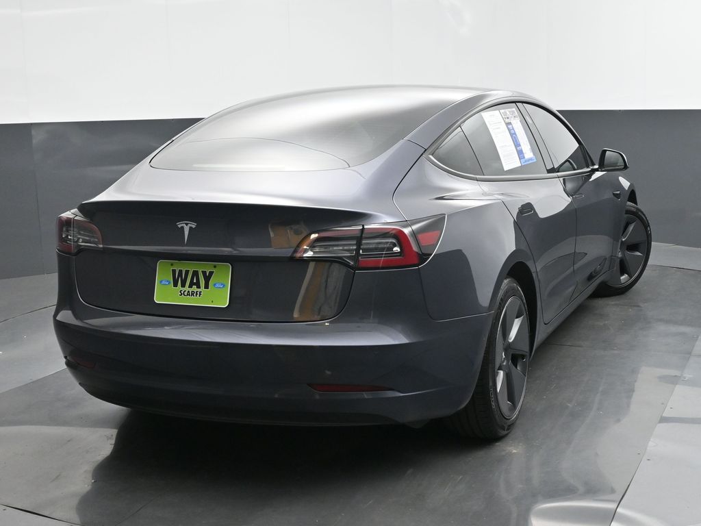 2021 Tesla Model 3 Standard Range Plus Rear-Wheel Drive
