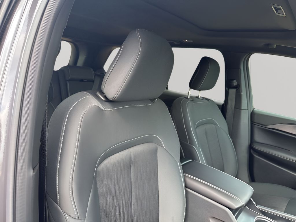 New 2026 Gray Jeep Laredo X image 15