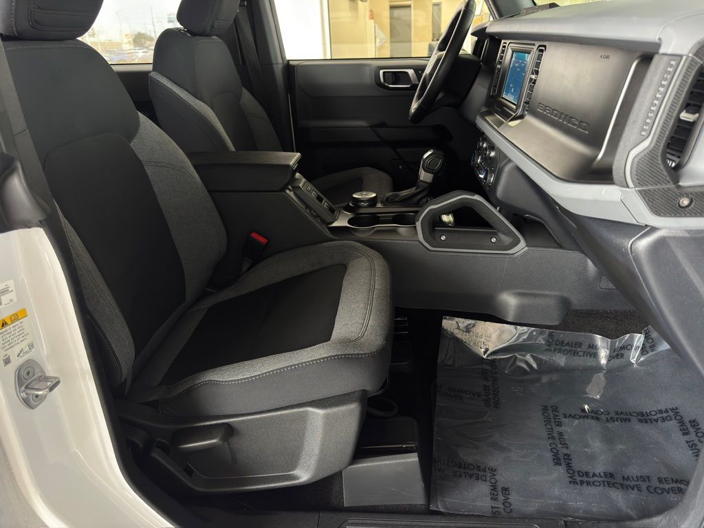 2023 Ford Bronco Big Bend White at South Houston Nissan