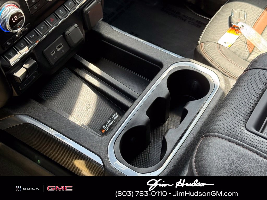 2020 GMC Sierra 2500HD AT4 Summit White - Jim Hudson Acura - Image 31