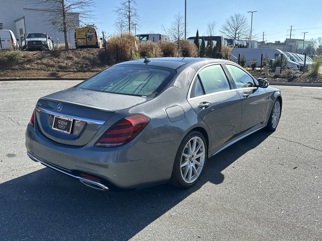 2019 Mercedes-Benz S-Class S 560 8