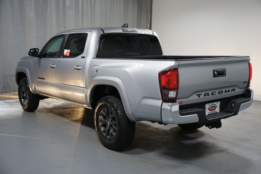 Thumbnail: 2021 Toyota Tacoma - 6