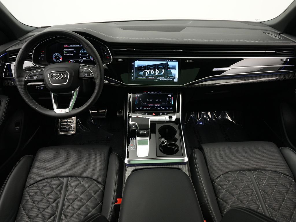 Thumbnail: 2023 Audi SQ8 - 8