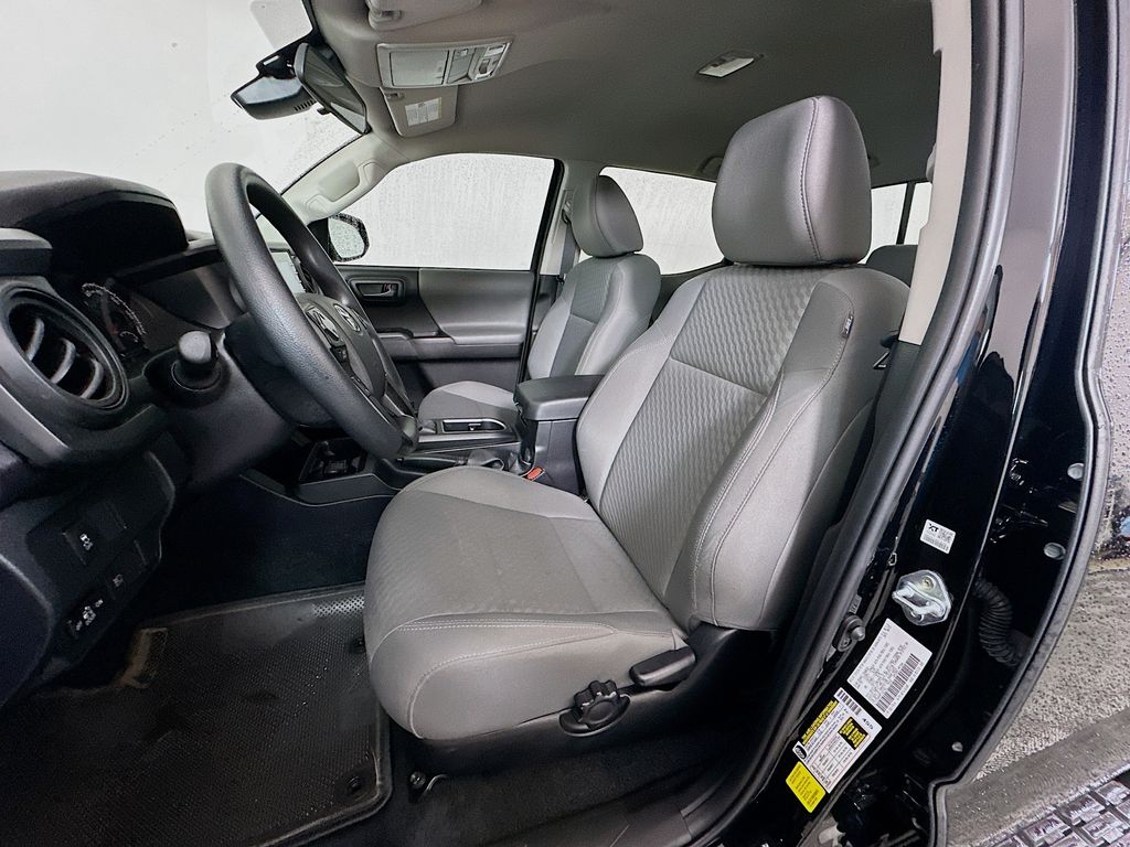 2023 Toyota Tacoma SR 20