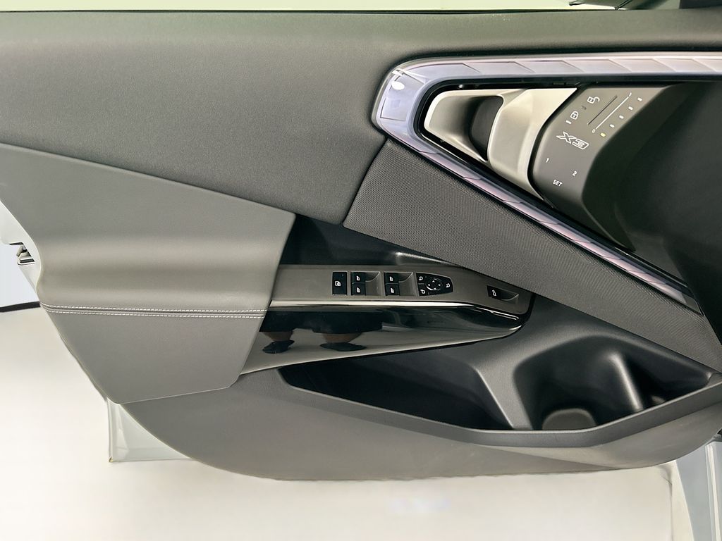Thumbnail: 2026 BMW X3 - 23
