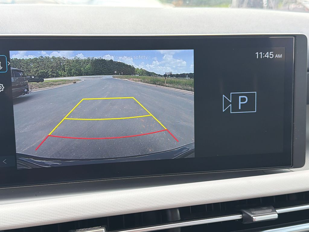 Used 2026 Green Hyundai SE image 29