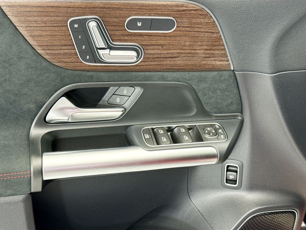 Thumbnail: 2026 Mercedes-Benz GLA - 23