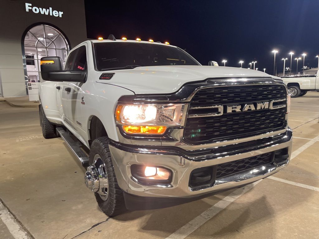 2023 RAM 3500 Big Horn Crew Cab LB DRW 4WD