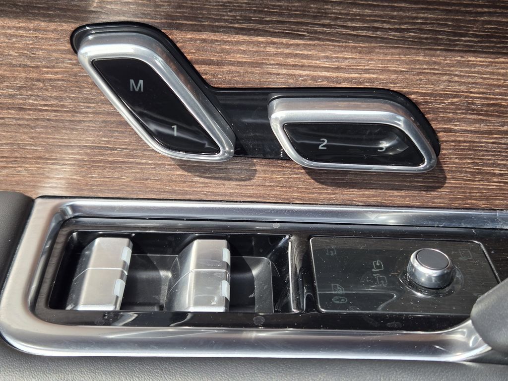 used 2023 Land Rover Range Rover car, priced at $92,992