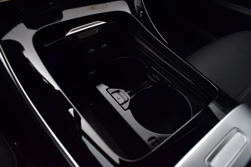 Thumbnail: 2025 Mercedes-Benz C-Class - 22