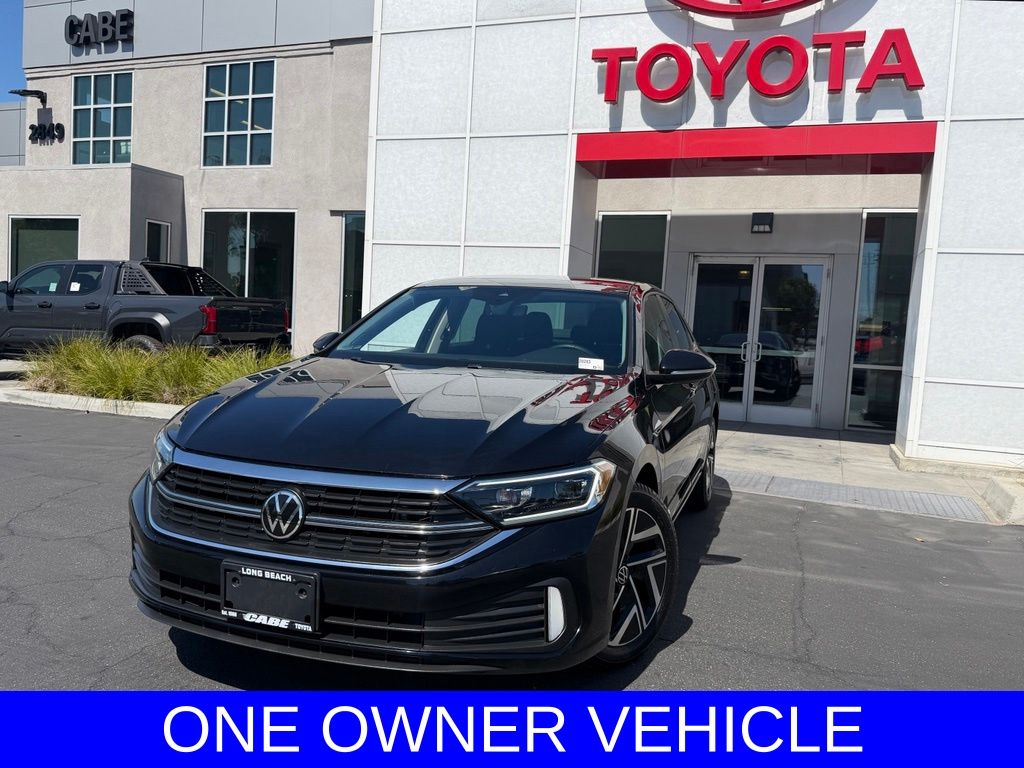 Used 2024 Volkswagen Jetta Sedan