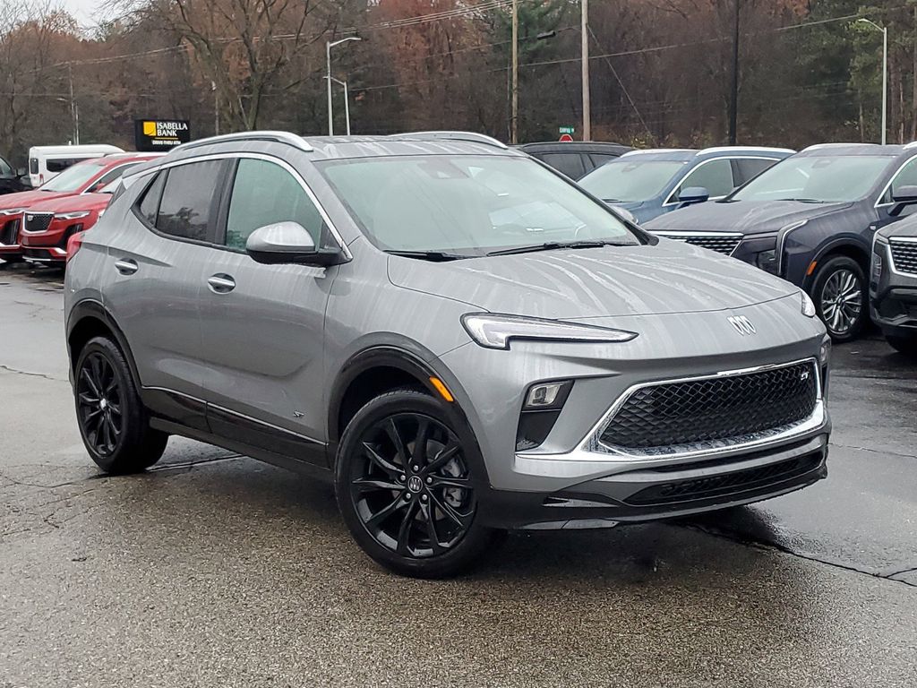 2025 Buick Encore GX Sport Touring 1