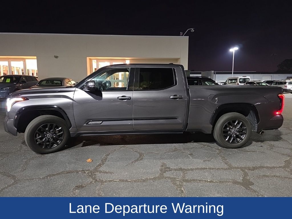 2022 Toyota Tundra Platinum