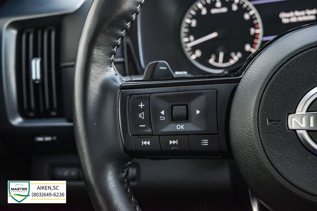 Used 2025 Nissan Pathfinder SUV