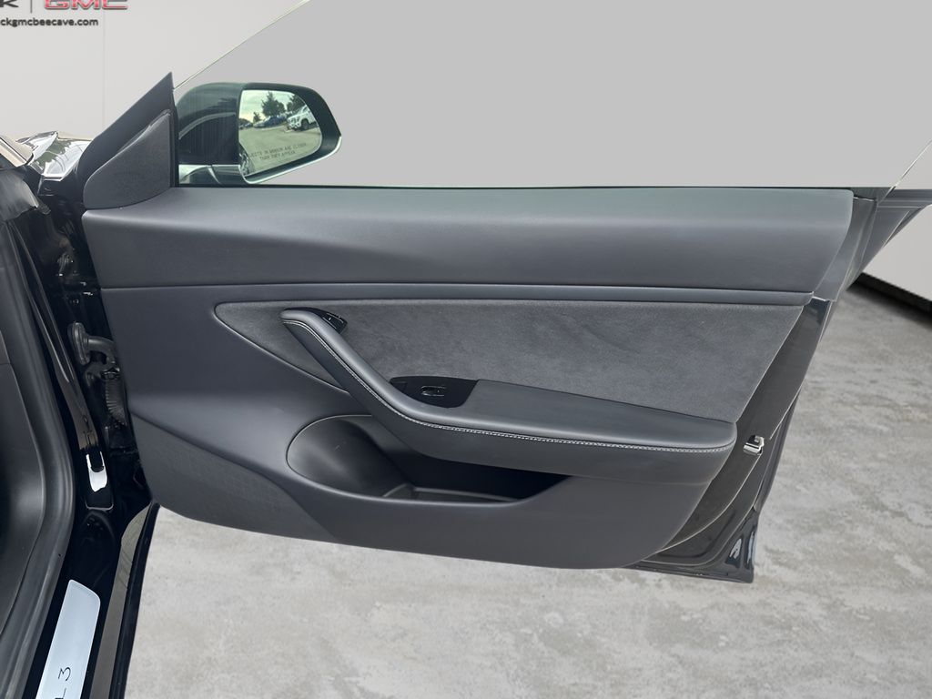 Used Car 2019 Tesla Model 3  Standard Range Plus For Sale Under $25,000 In Austin, Texas