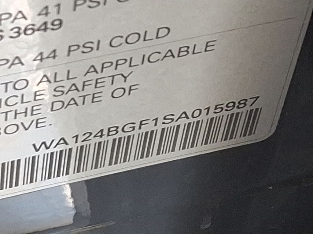 Thumbnail: 2025 Audi Q6 e-tron - 26