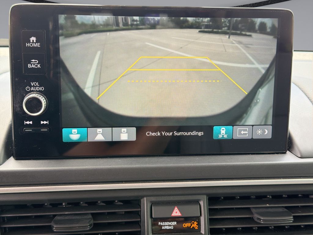Thumbnail: 2024 Honda Pilot - 24