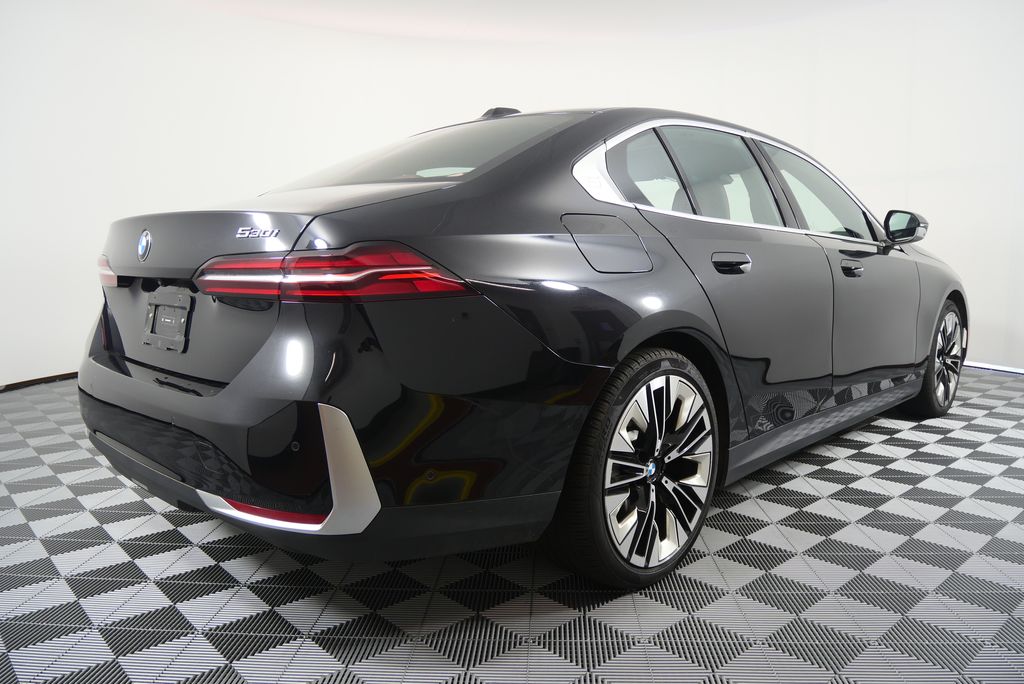 2024 BMW 5 Series 530i 3