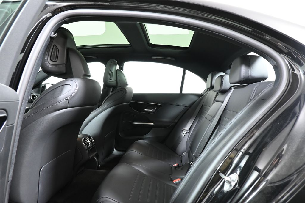Thumbnail: 2023 Mercedes-Benz C-Class - 30
