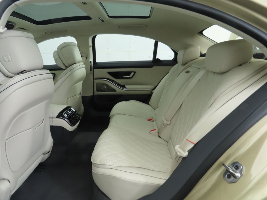 Thumbnail: 2026 Mercedes-Benz S-Class - 23