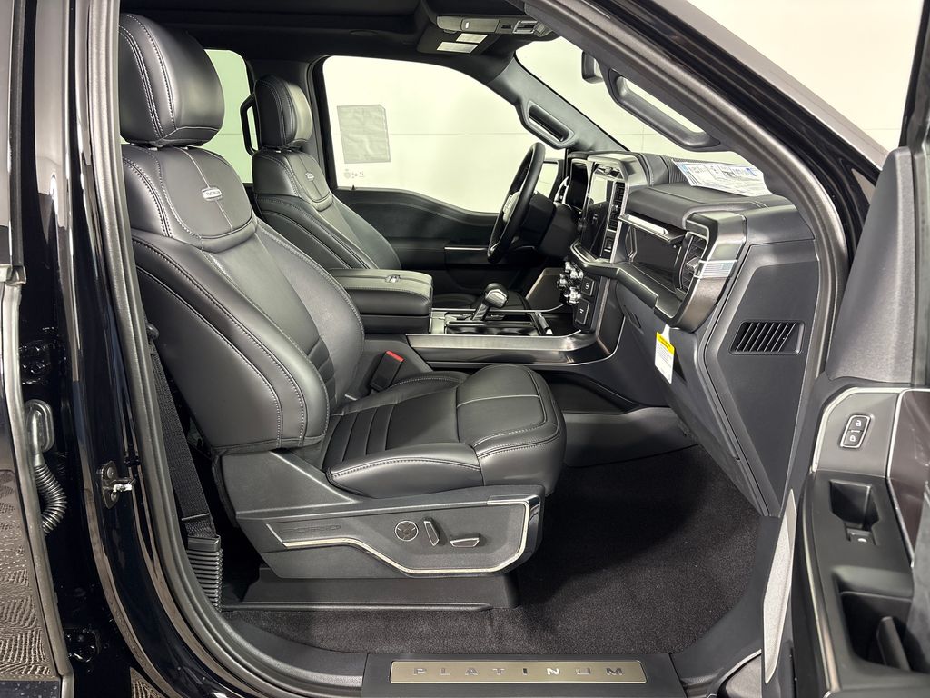 New 2026 Black Ford Platinum image 5