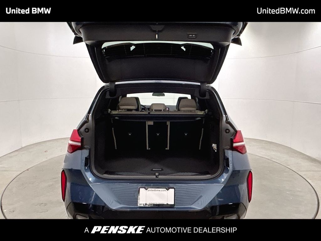 Thumbnail: 2026 BMW X3 - 22