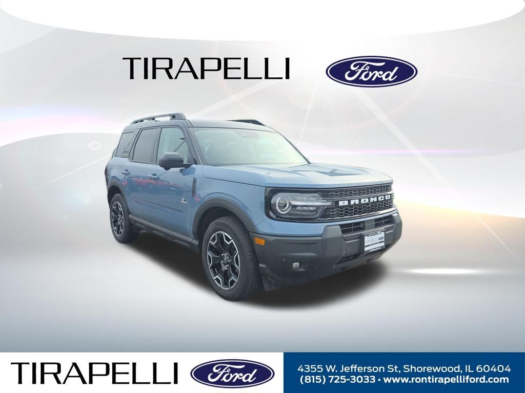 Certified Used 2025 Gray Ford Outer Banks image 7