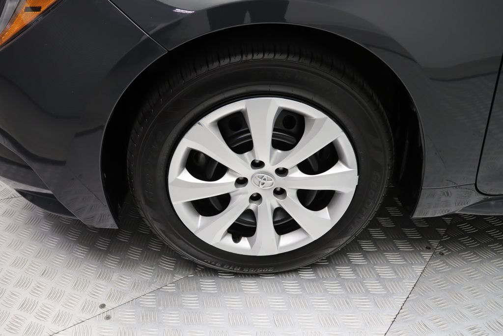 Thumbnail: 2023 Toyota Corolla - 4