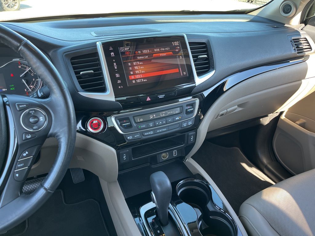 Thumbnail: 2019 Honda Ridgeline - 19