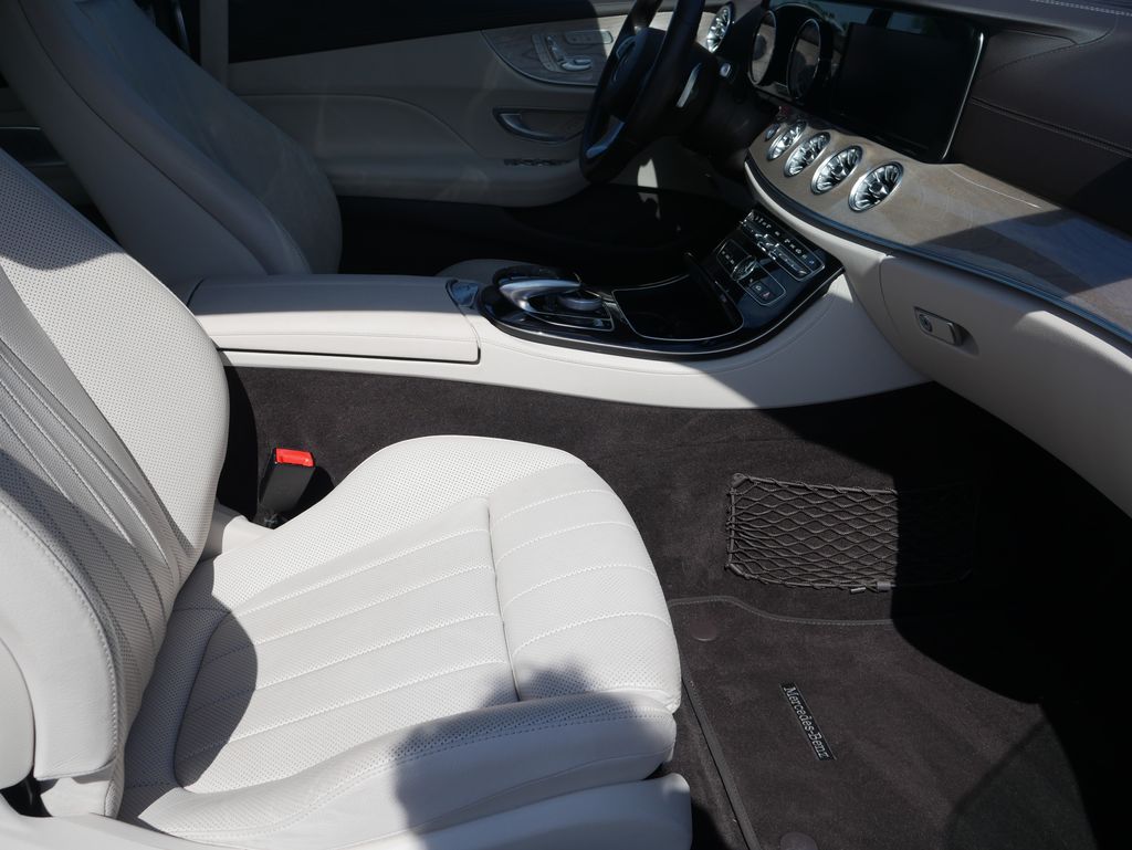 Thumbnail: 2018 Mercedes-Benz E-Class - 20