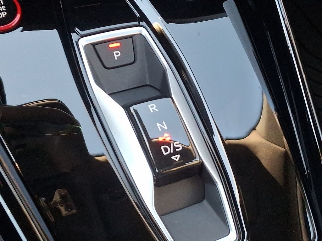 Thumbnail: 2026 Audi RS 3 - 7