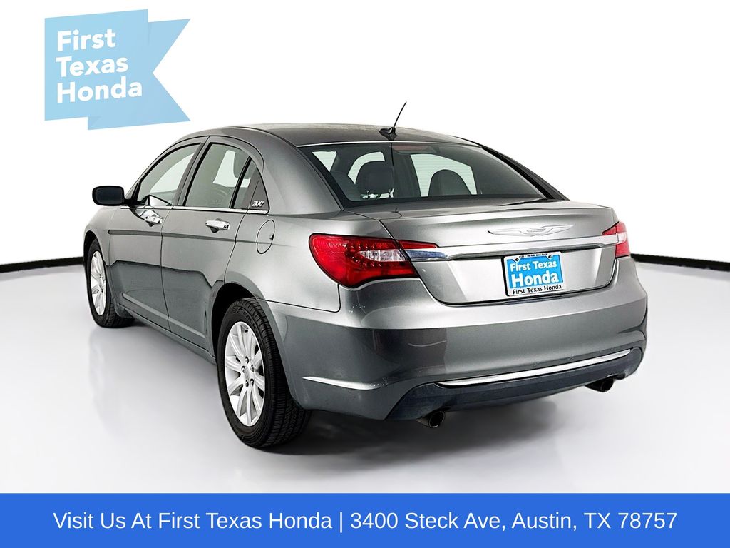 Used Car 2013 Chrysler 200  Limited For Sale Under $10,000 In Austin, Texas