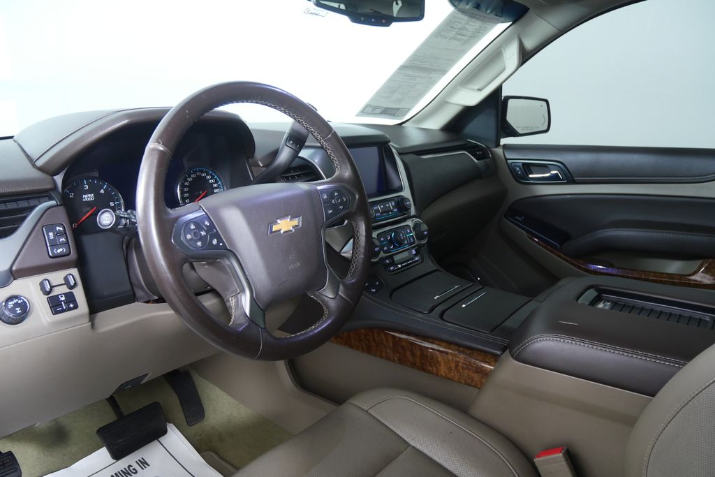 Thumbnail: 2017 Chevrolet Tahoe - 12