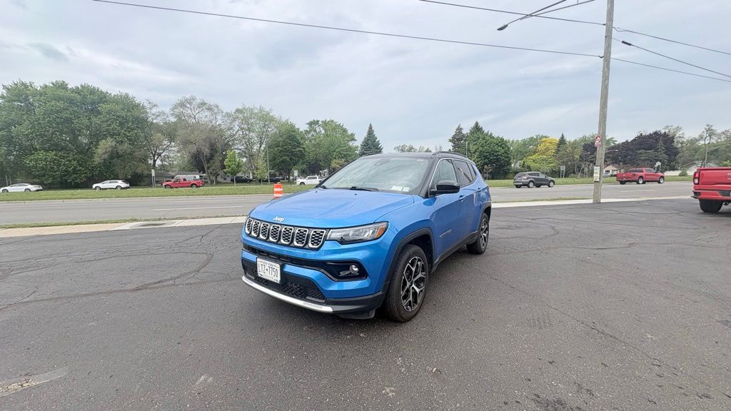 2025 Jeep Compass Limited 4X4's photo