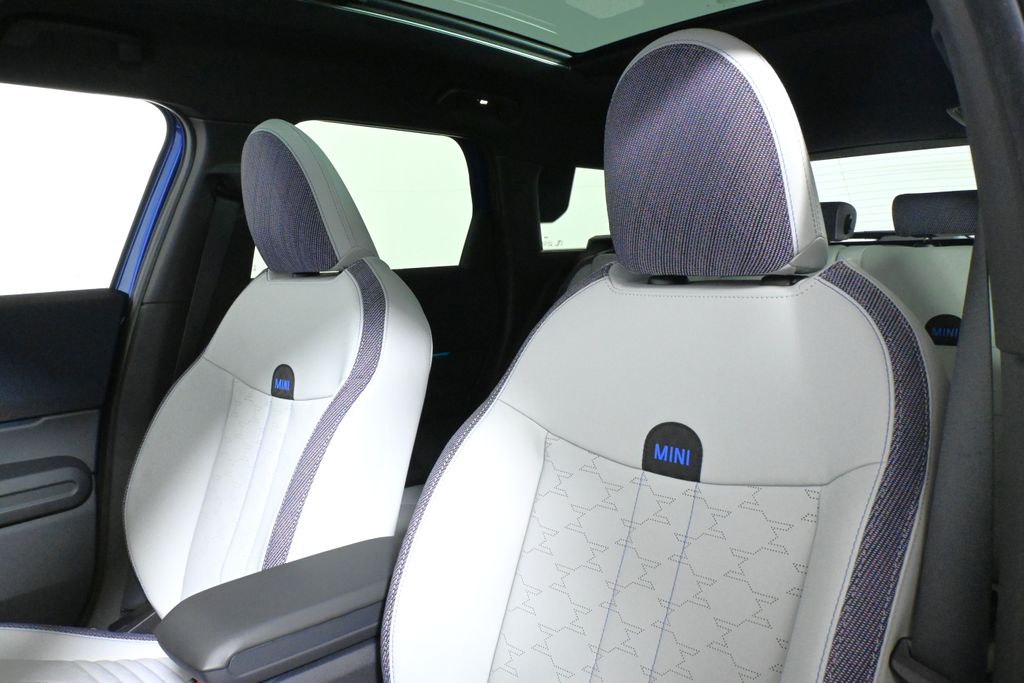 Thumbnail: 2026 MINI Cooper Countryman - 16